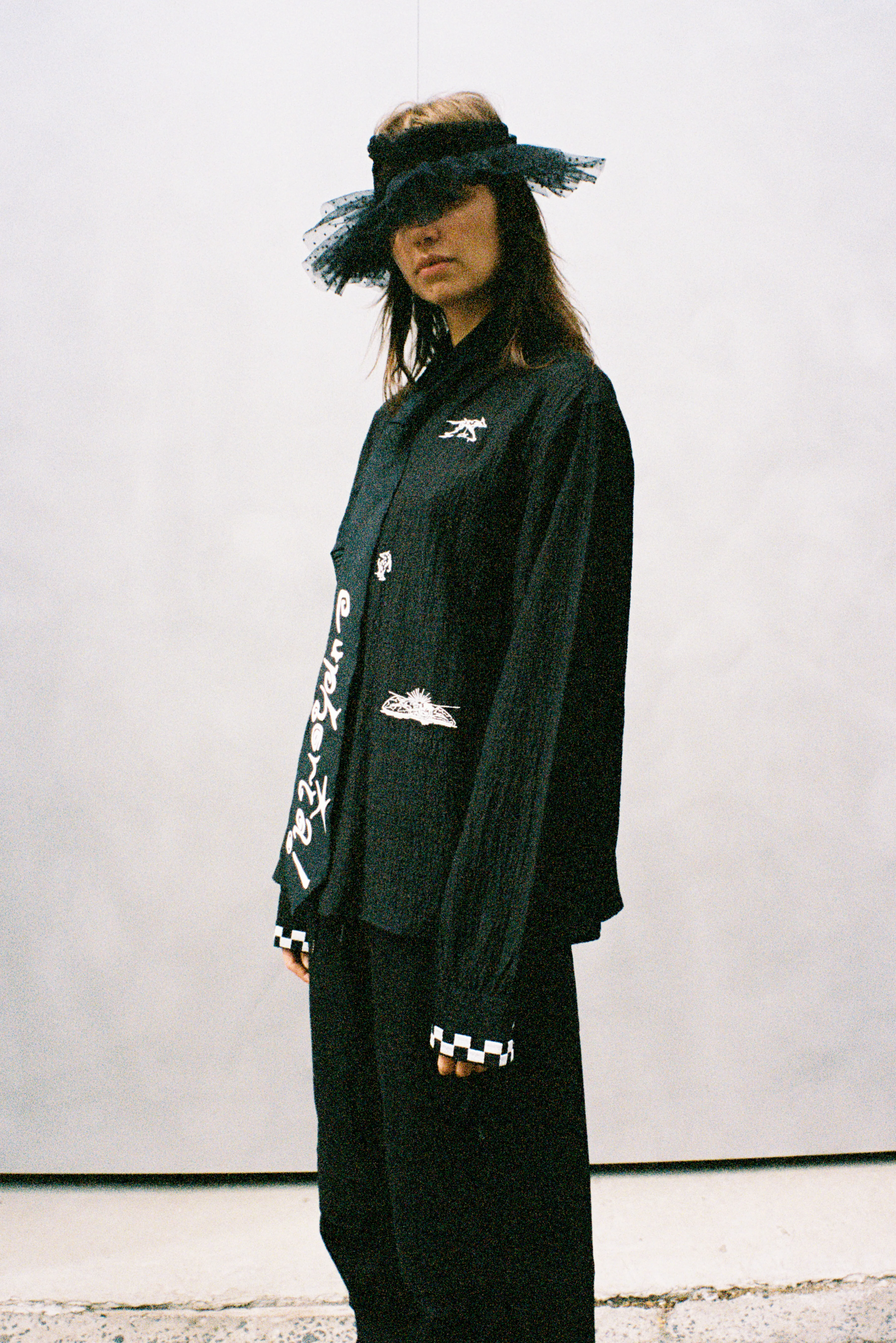 LIVE YOUR LIFE WITH EASE BUTTON UP - Image 4
