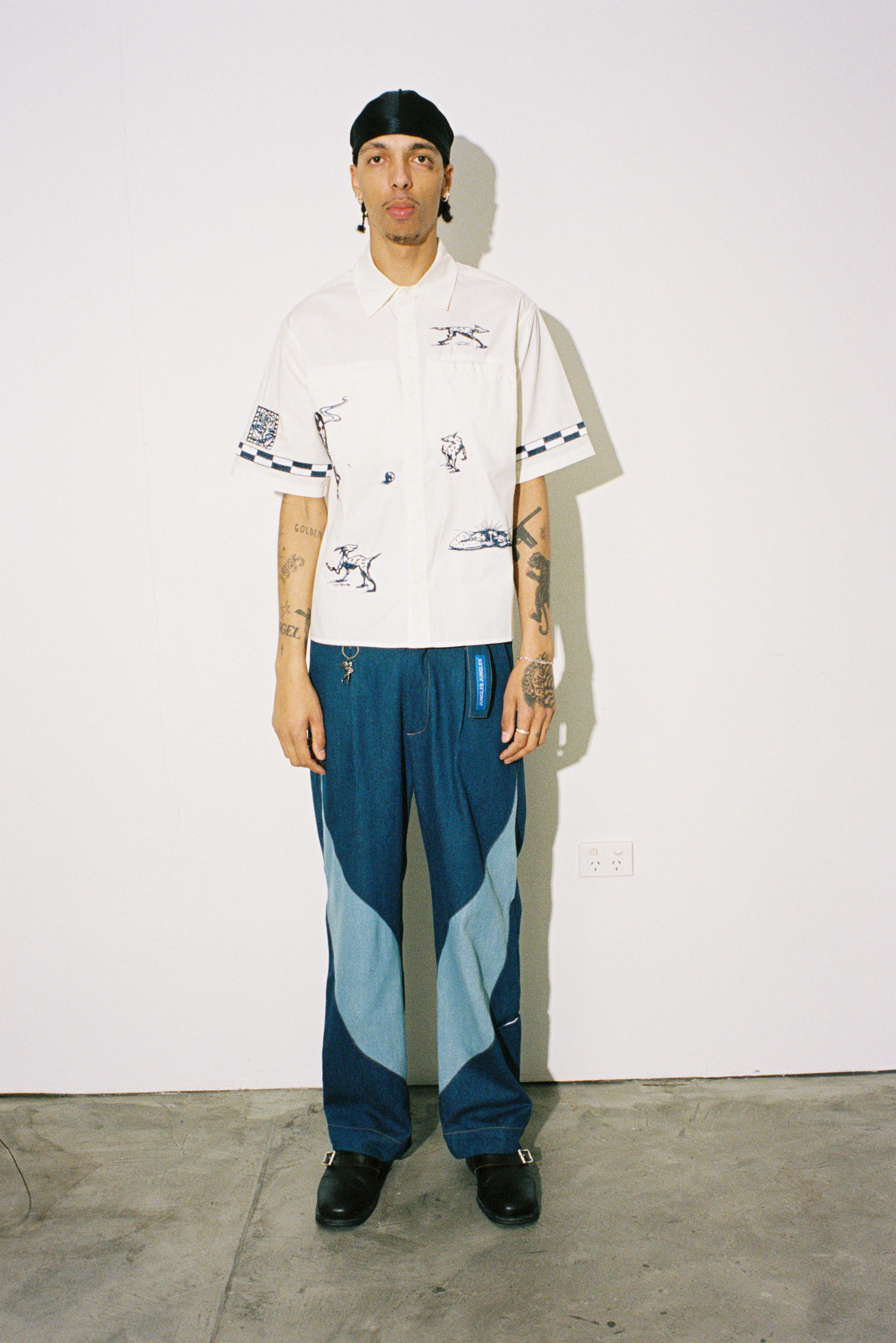 LIVE YOUR LIFE WITH EASE SHORT SLEEVE - Image 4
