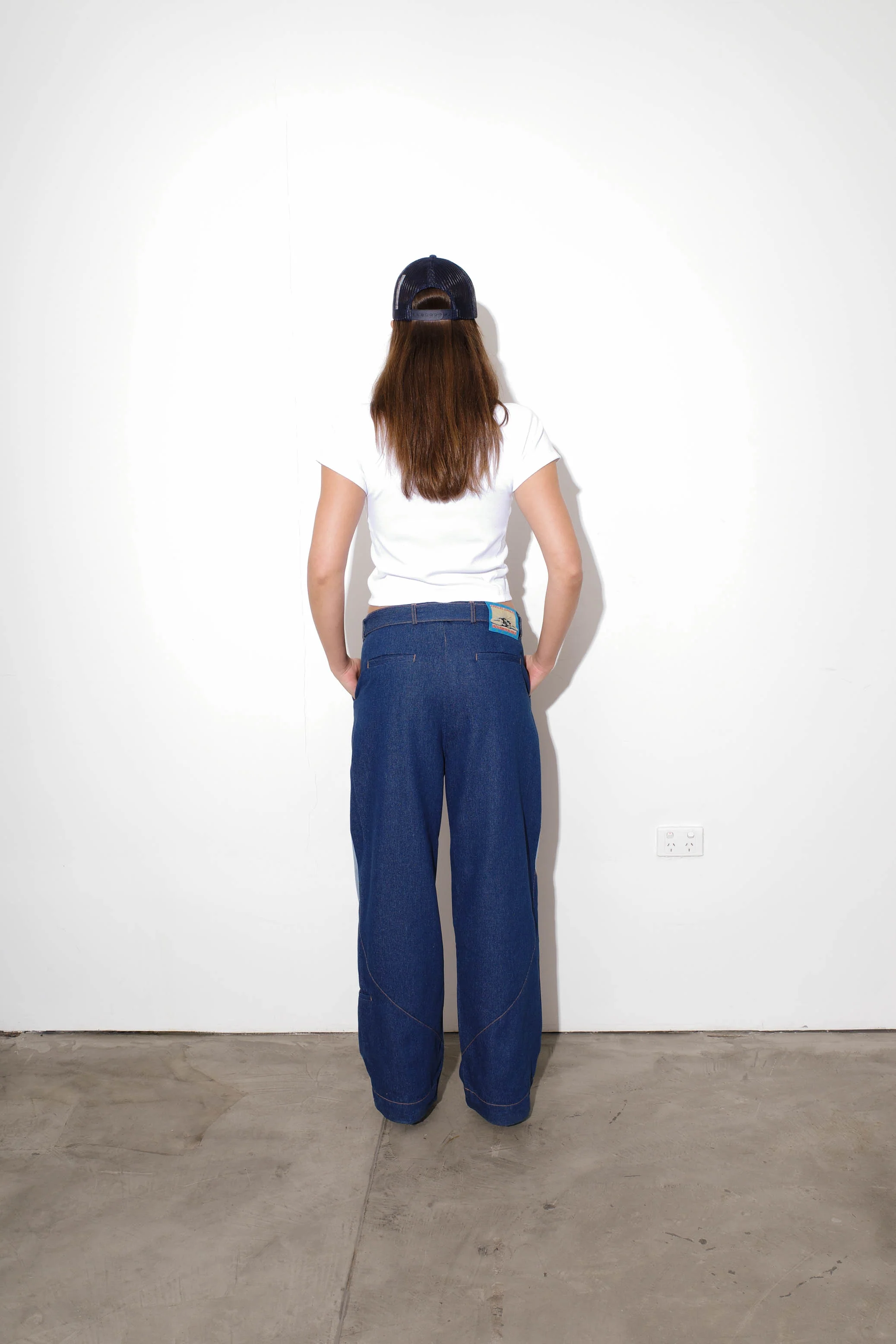 Patch Logo Fitted Raglan Tee - Image 6